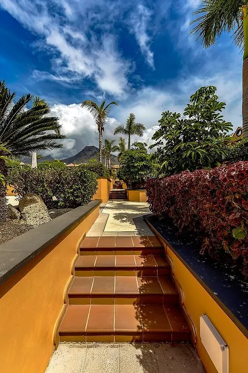 Townhouse In La Duquesa Villa Costa Adeje